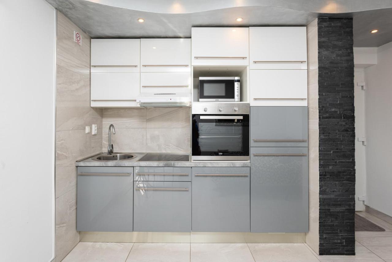 Apartments Viky Кральевица Экстерьер фото